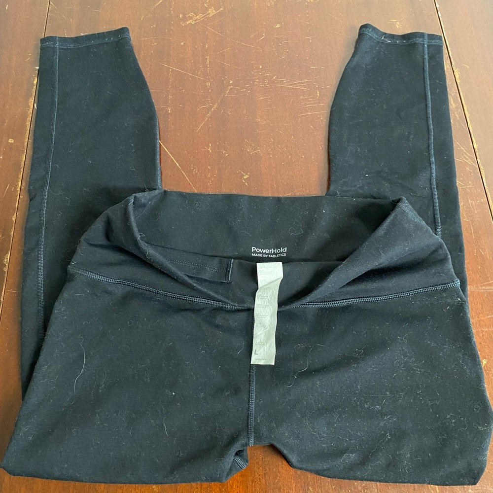 Black L fabletics leggings